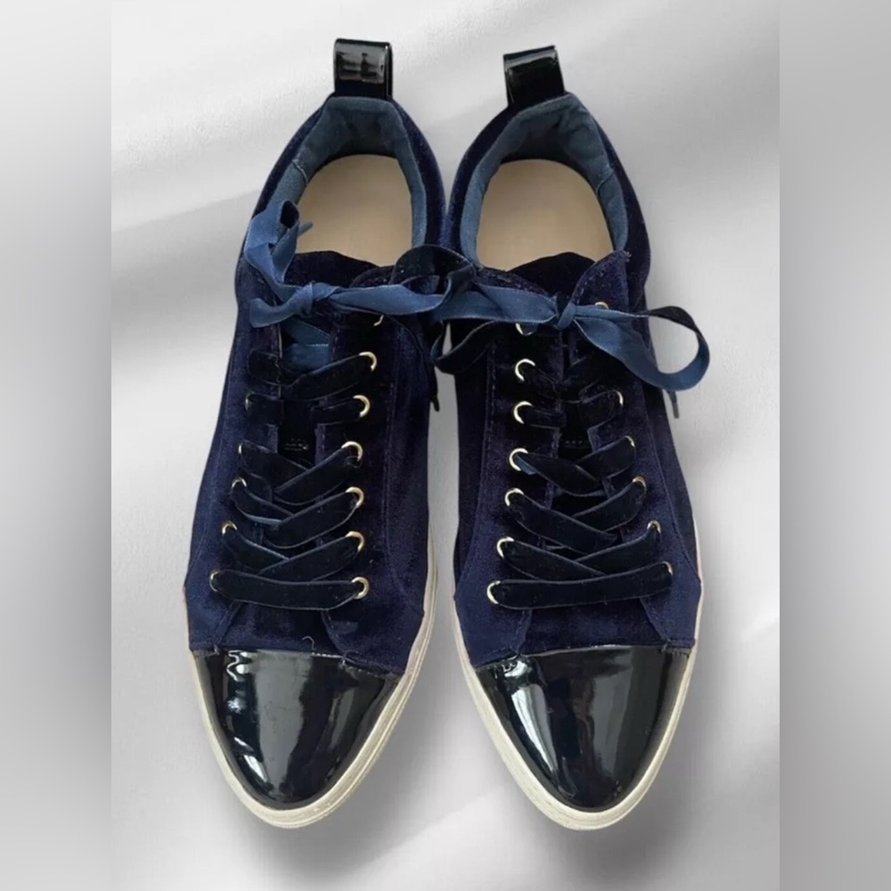 Massimo Dutti Blue Velvet Cap toe Leather Sneakers size EU41, 11, 10.5, 10